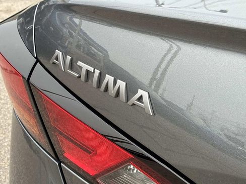 Certified 2025 Nissan Altima 2.5 S image 12