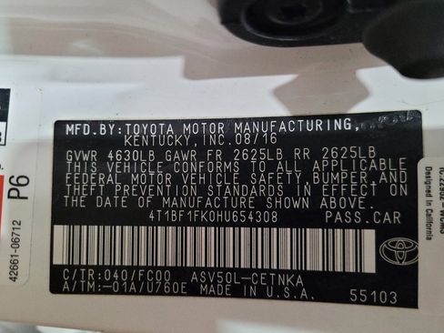 Used 2017 Toyota Camry LE FWD image 33