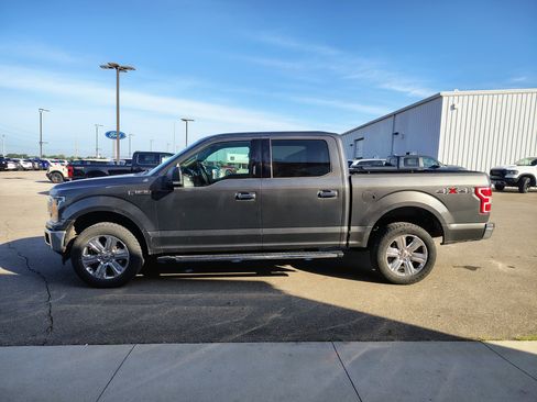 Used 2020 Ford F150 XLT w/ Equipment Group 302A Luxury AWD/4WD image 5