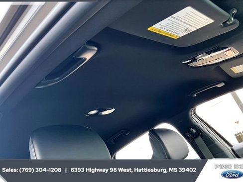 Used 2025 Kia K4 GT-Line image 16