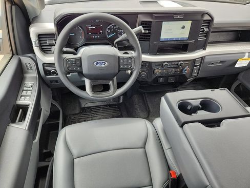 New 2026 Ford F350 XL AWD/4WD image 17