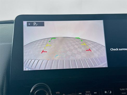 Used 2023 Nissan Armada S image 20