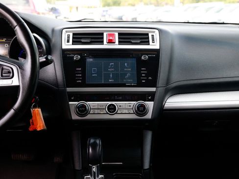 Used 2017 Subaru Legacy 2.5i Premium image 35