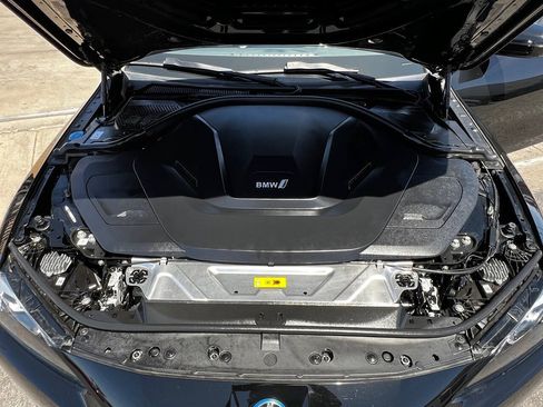 Used 2023 BMW i4 eDrive40 w/ Premium Package RWD image 6