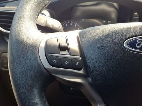 Used 2024 Ford Explorer XLT w/ Equipment Group 202A AWD/4WD image 15