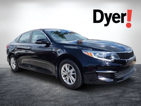 Used 2017 Kia Optima LX FWD image 1