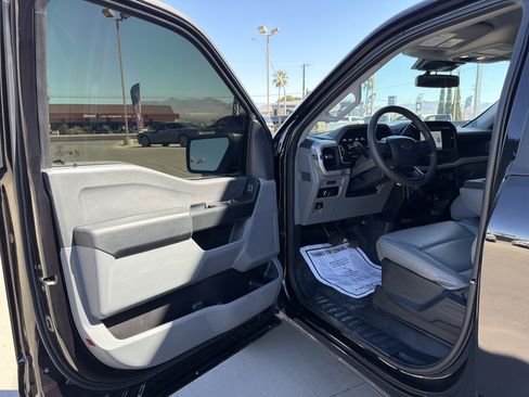 Used 2023 Ford F150 XL w/ Trailer Tow Package image 8