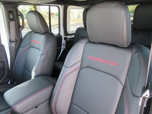 New 2026 Jeep Wrangler Unlimited Rubicon image 17