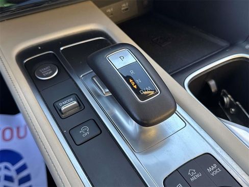 Used 2024 INFINITI QX60 Luxe image 30