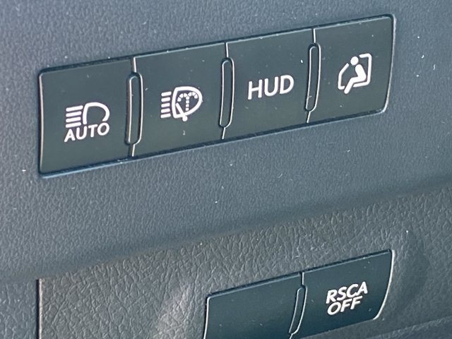 Used 2016 Lexus LX 570 4WD w/ Luxury Package image 22