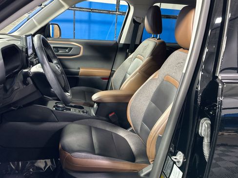 Used 2021 Ford Bronco Sport Outer Banks w/ Outer Banks Package (96D) image 13