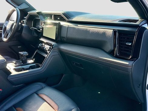 Used 2024 GMC Sierra 1500 AT4 w/ Technology Package image 29