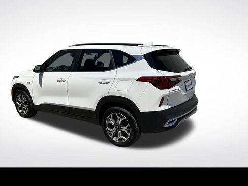 Used 2022 Kia Seltos EX AWD/4WD image 14
