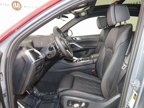 Used 2024 BMW X6 xDrive40i w/ Premium Package image 8