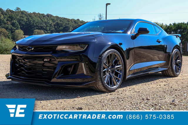 Used 2019 Chevrolet Camaro ZL1 w/ LPO, ZL1 Protection Package RWD image 1