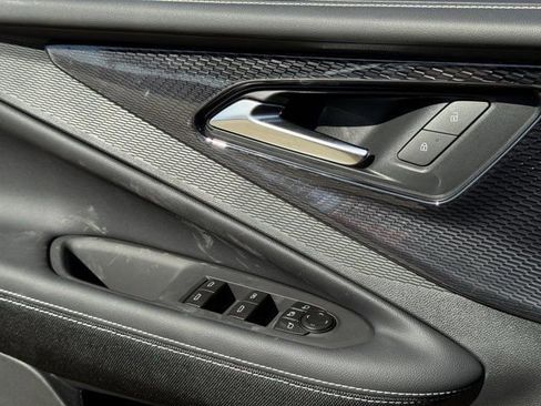 New 2026 Chevrolet Blazer EV LT image 17