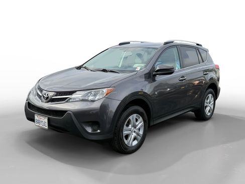 Used 2014 Toyota RAV4 LE AWD/4WD image 1