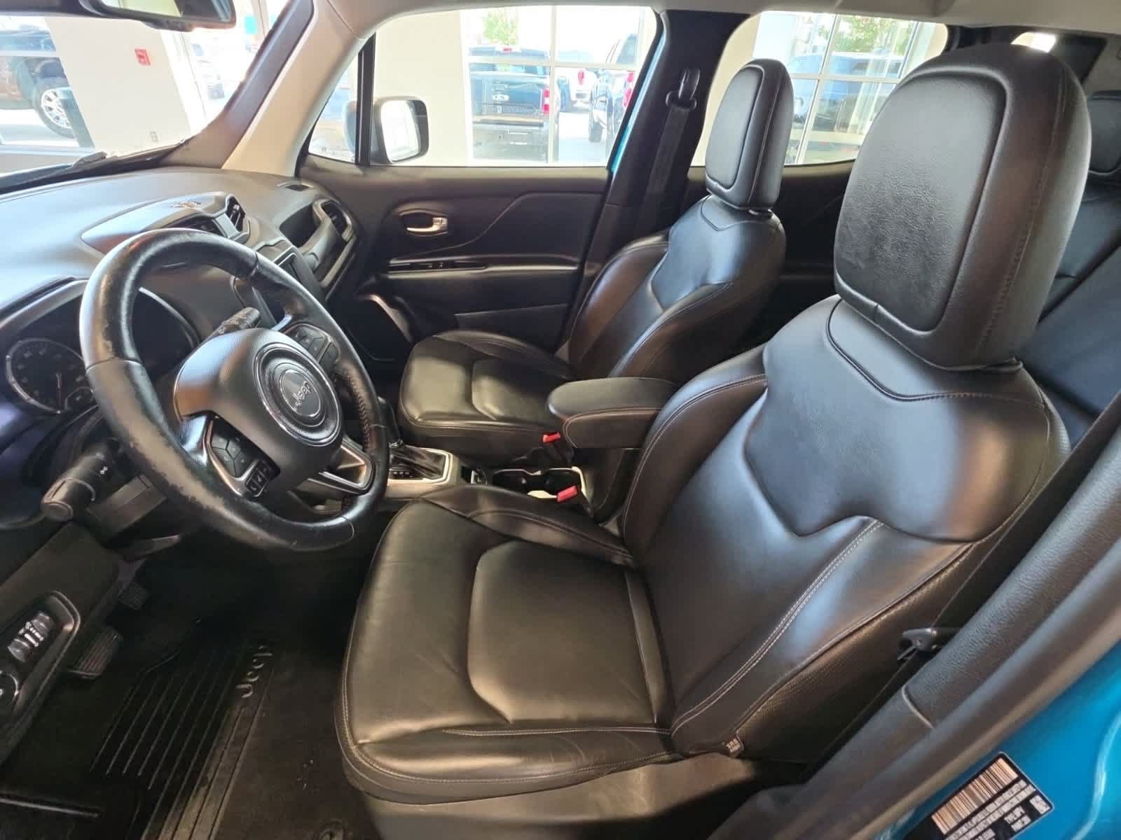 Used 2020 Jeep Renegade Limited AWD/4WD image 15