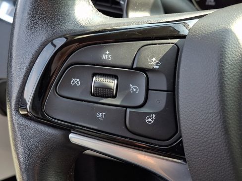 Used 2022 Buick Enclave Essence w/ Sport Touring Edition FWD image 22