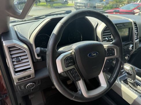 Used 2016 Ford F150 Lariat w/ Equipment Group 502A Luxury AWD/4WD image 7