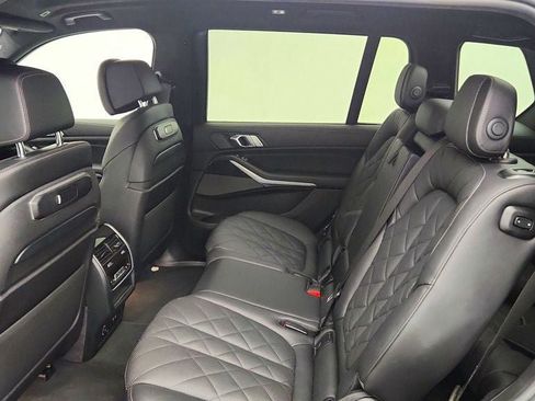 Used 2024 BMW X7 xDrive40i w/ M Sport Package AWD/4WD image 20