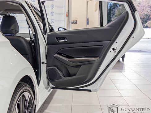 Used 2024 Nissan Altima 2.5 SR image 37