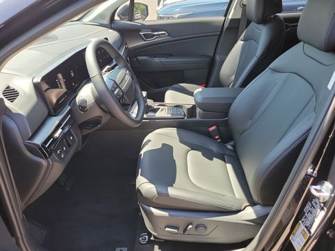 New 2026 Kia Sportage EX FWD image 20
