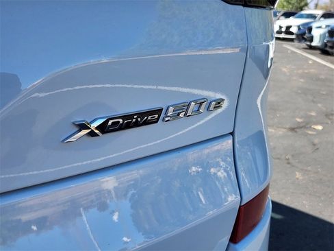 New 2026 BMW X5 xDrive50e image 21
