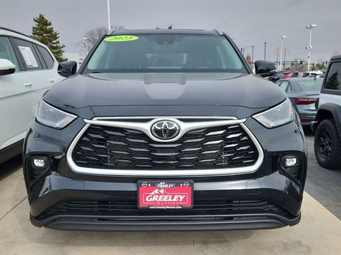 Used 2023 Toyota Highlander XLE image 5