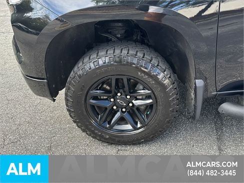 Used 2023 Chevrolet Silverado 1500 LT Trail Boss image 12