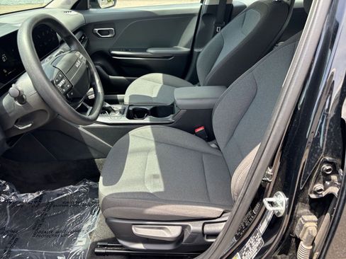Used 2025 Kia K4 FWD image 27