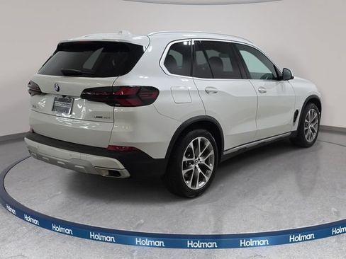 Certified 2024 BMW X5 xDrive40i w/ Parking Assistance Package AWD/4WD image 5