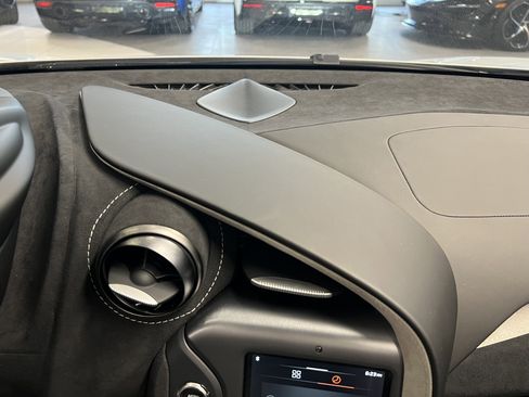 Used 2026 McLaren 750S Spider image 36