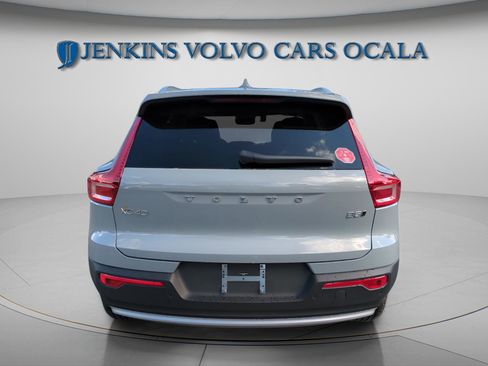 New 2025 Volvo XC40 B5 Core w/ Protection Package Premier image 6