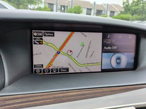 Used 2015 Lexus LS 460 RWD image 15
