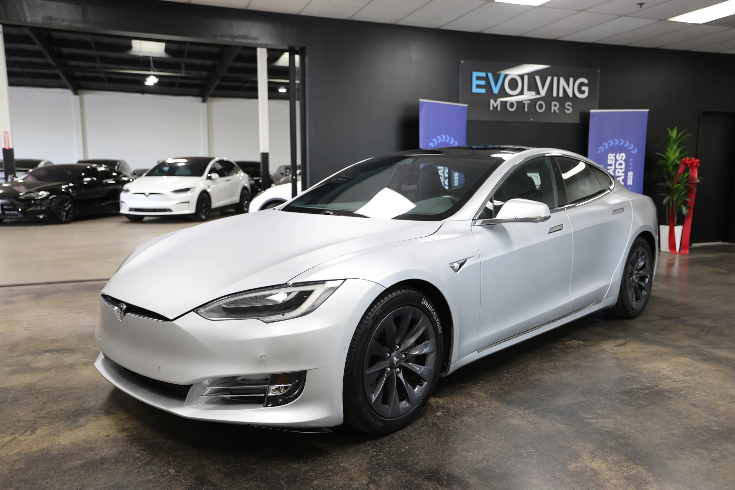 Used 2018 Tesla Model S 100D AWD/4WD image 6