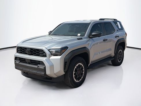 Used 2025 Toyota 4Runner TRD Off-Road Premium AWD/4WD image 3