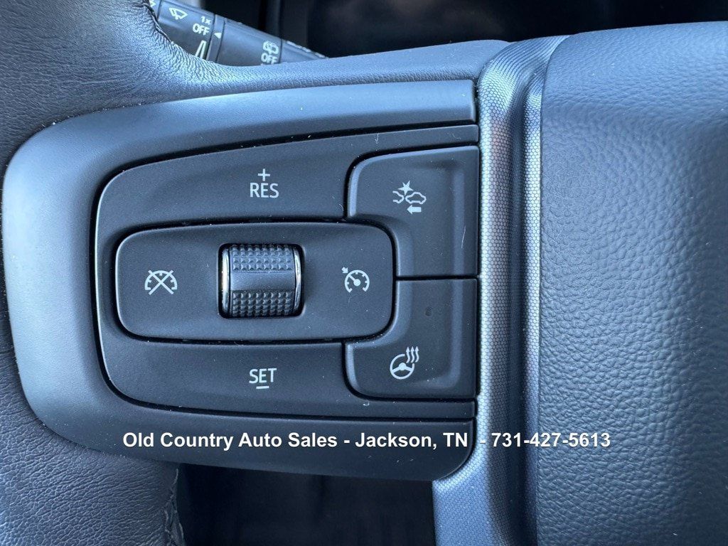 Used 2022 GMC Yukon SLT w/ SLT Luxury Package RWD image 55