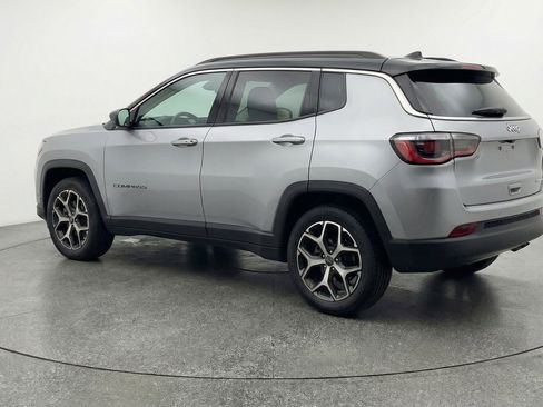 Used 2025 Jeep Compass Limited image 6