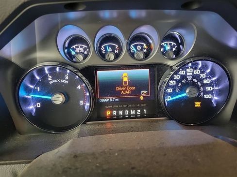 Used 2015 Ford F250 Lariat w/ Chrome Package AWD/4WD image 11