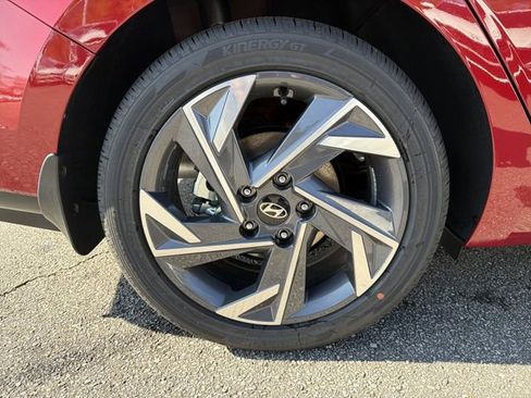 New 2026 Hyundai Elantra Limited image 17