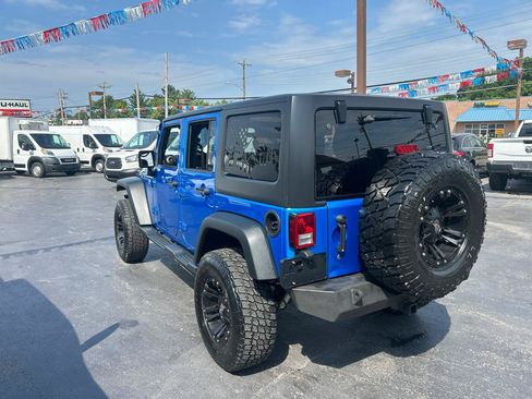 Used 2016 Jeep Wrangler Unlimited Sport w/ Quick Order Package 24S AWD/4WD image 7
