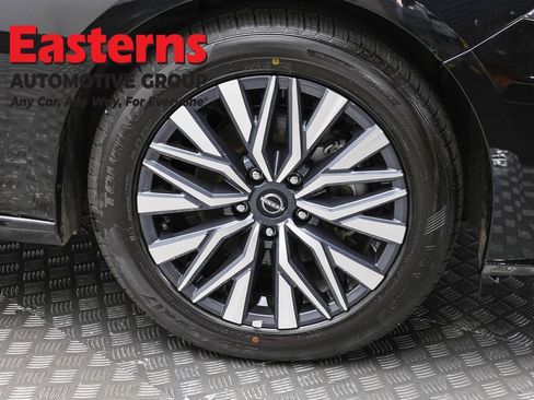 Used 2025 Nissan Altima 2.5 SV FWD image 31