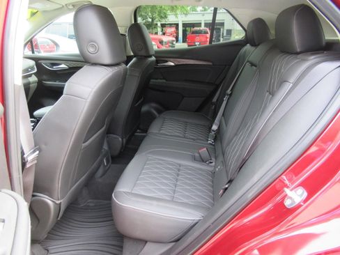 Used 2023 Buick Envision Avenir FWD image 38