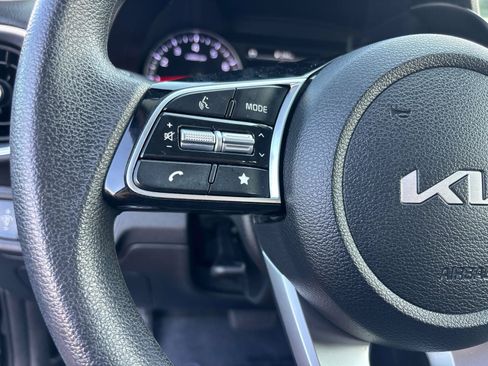 Used 2024 Kia Forte LXS FWD image 19