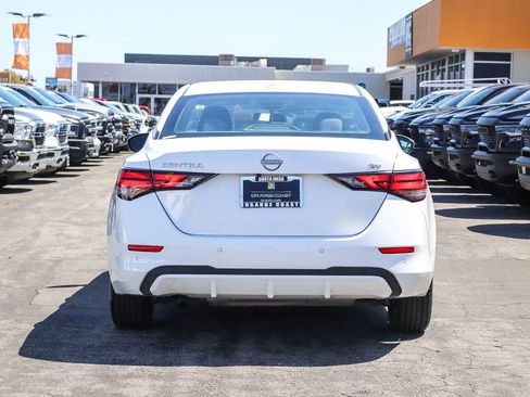 Used 2024 Nissan Sentra SV FWD image 5
