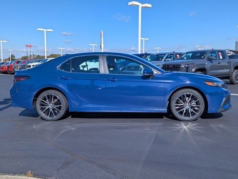 Certified 2024 Toyota Camry SE image 20