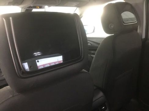 Used 2019 Chevrolet Equinox LT image 18