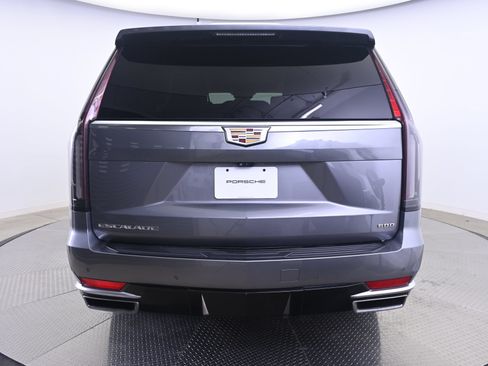 Used 2022 Cadillac Escalade ESV Premium Luxury Platinum AWD/4WD image 6