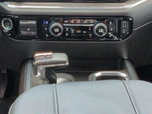 Used 2024 Chevrolet Silverado 1500 LTZ w/ Technology Package AWD/4WD image 19